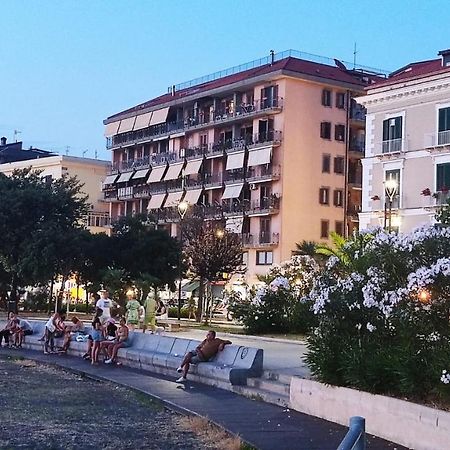 קסטלמרה די סטביה Stabiae Blu Apartment מראה חיצוני תמונה